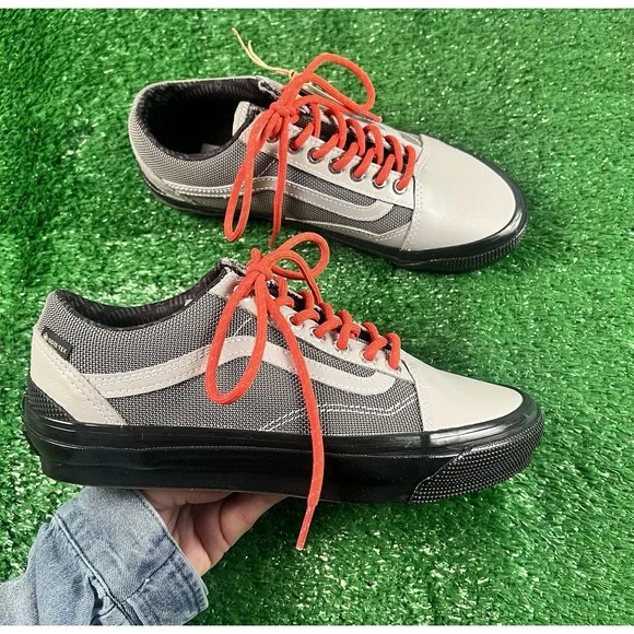 Vans OTW Premium Old Skool LX Gore-Tec Waterproof Sneakers Shoes Men's SZ 7 - Picture 1 of 8